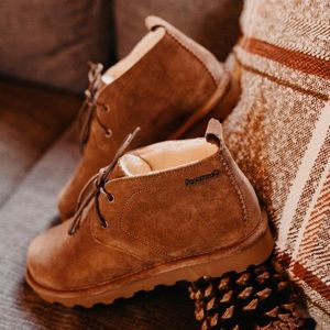 Bearpaw Skye Boots (HTF/NWT)